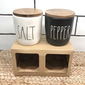 Rae Dunn Salt and Pepper Cellars